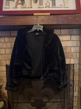 Faux Fur Hooded Jacket - Black -